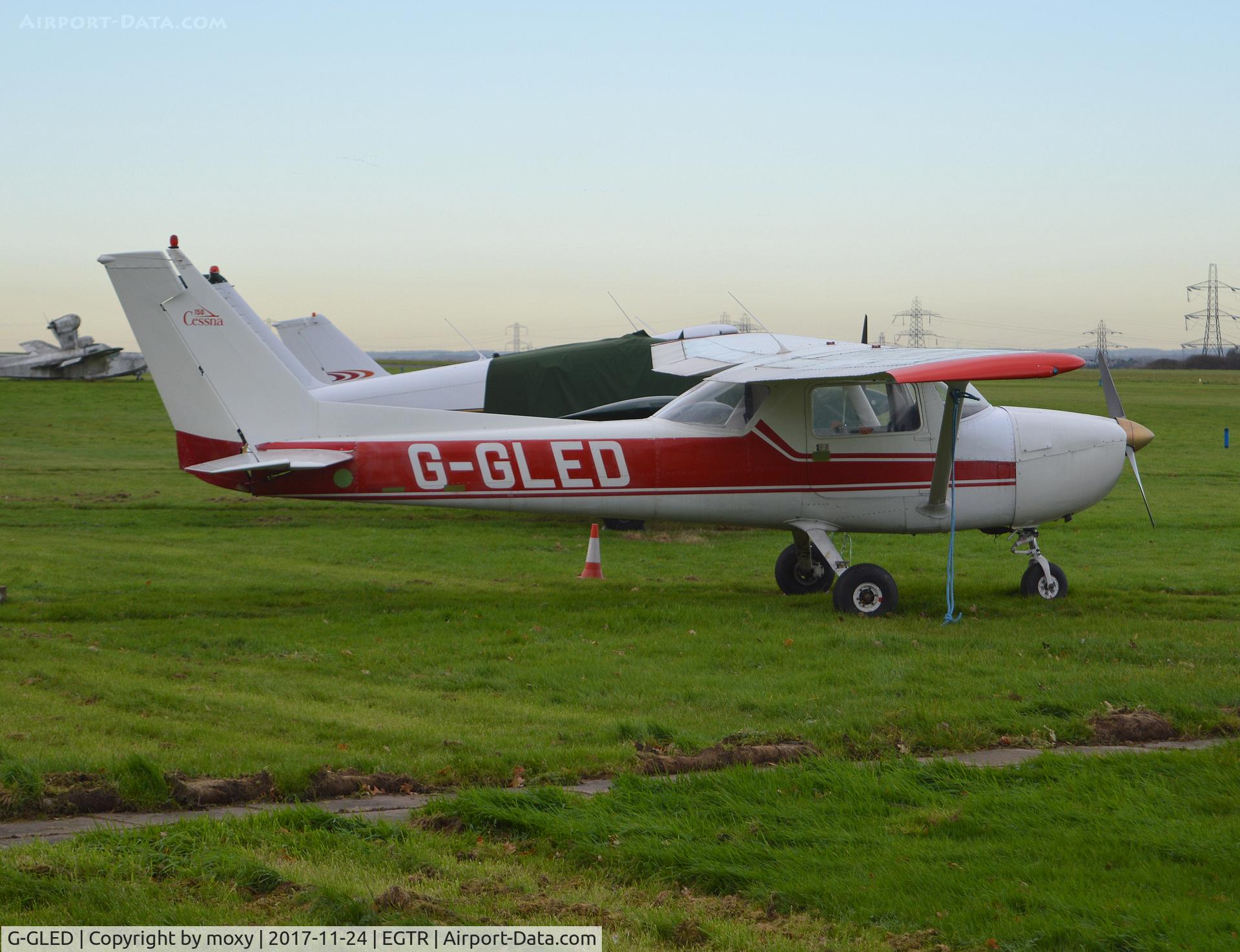 G-GLED, 1975 Cessna 150M C/N 150-76673, Cessna 150M at Elstree. Ex C-GLED