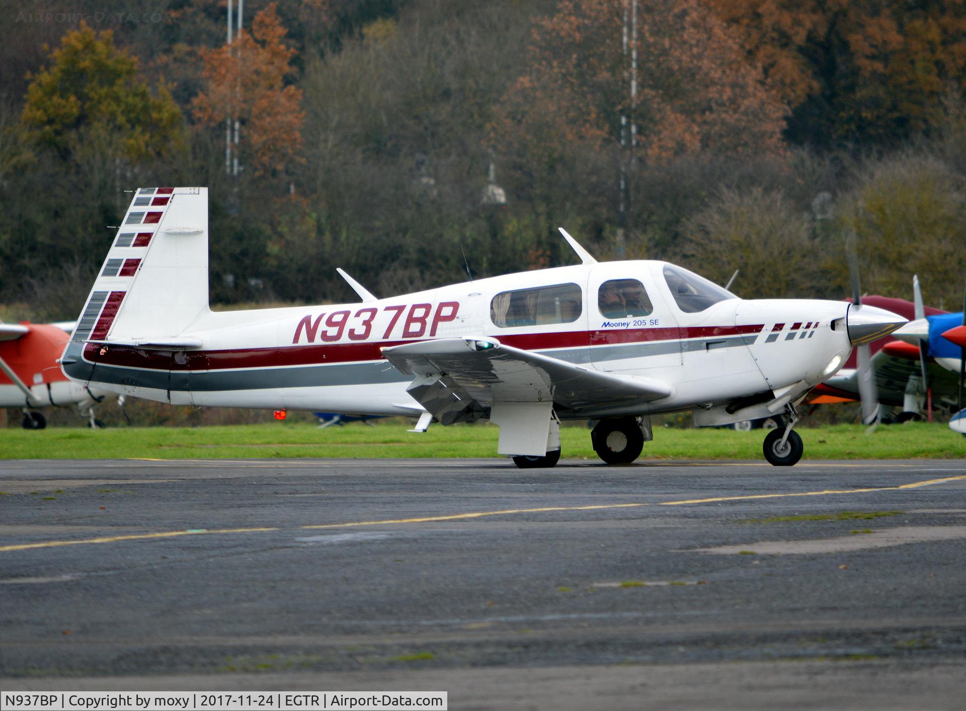 N937BP, 1987 Mooney M20J 201 C/N 24-3046, Mooney M20J at Elstree.