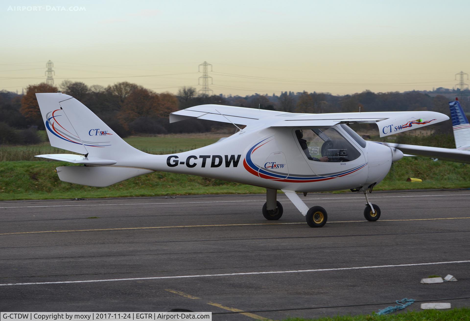 G-CTDW, 2007 Flight Design CTSW C/N 8295, Flight Design CTSW at Elstree.