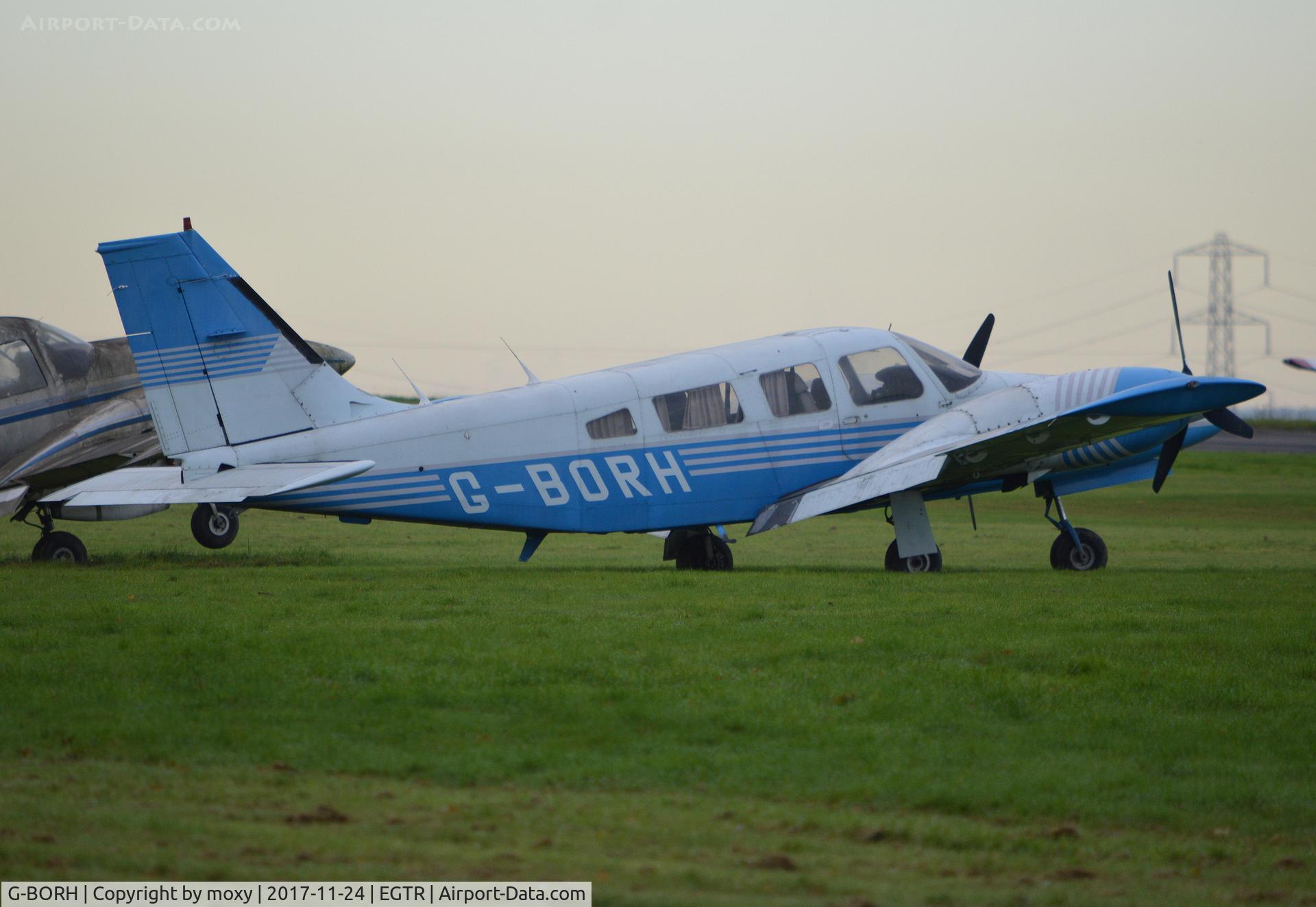 G-BORH, 1980 Piper PA-34-200T Seneca II C/N 34-8070352, Piper PA-34-200T Seneca II at Elstree. Ex N8261V