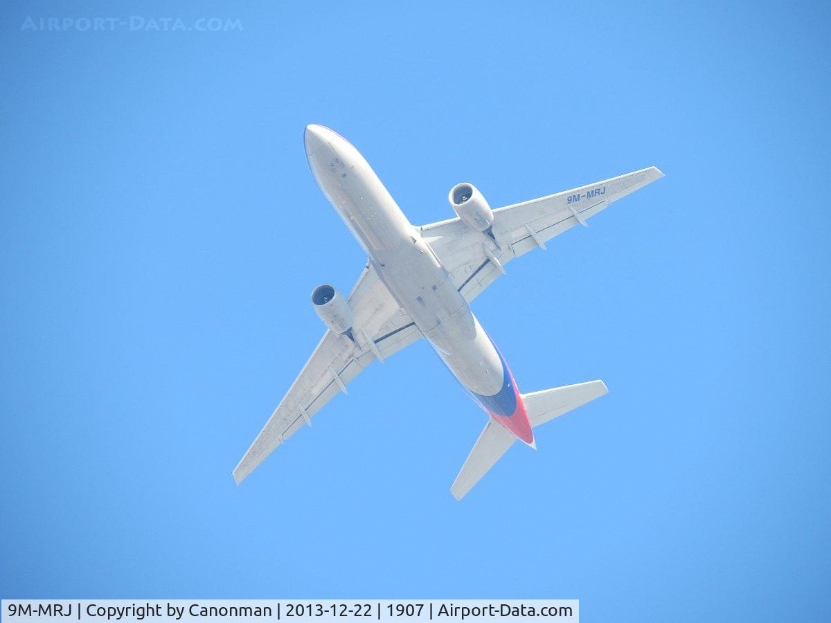 9M-MRJ, 1999 Boeing 777-2H6/ER C/N 28417, Turning final