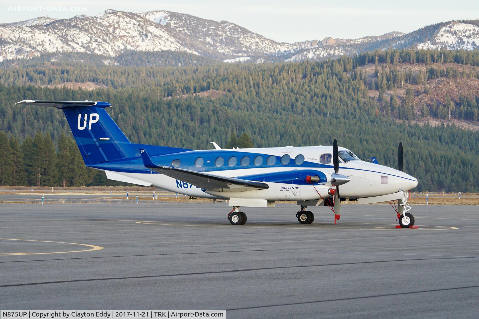 N875UP, 2016 Hawker 350i King Air (B300) C/N FL-1077, Truckee Airport 2017.