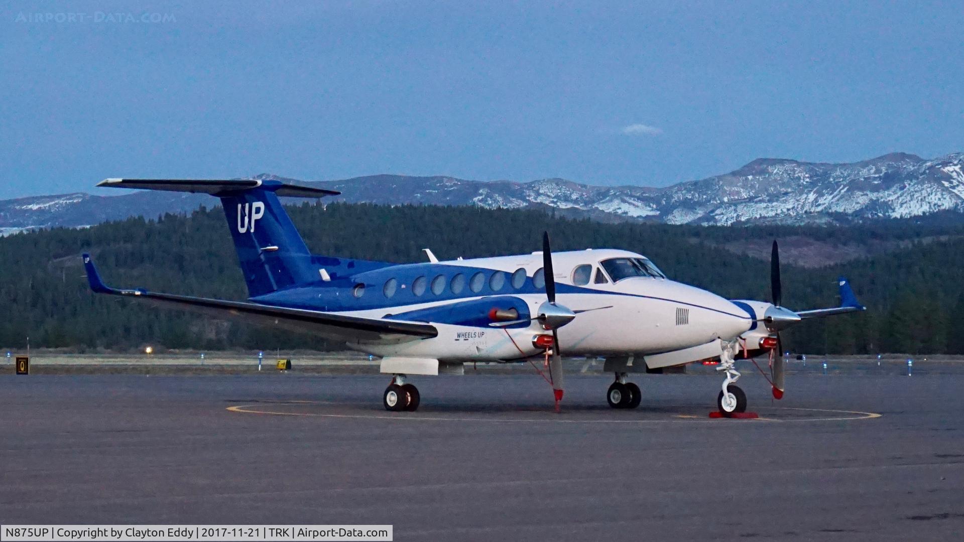 N875UP, 2016 Hawker 350i King Air (B300) C/N FL-1077, Truckee Airport 2017.