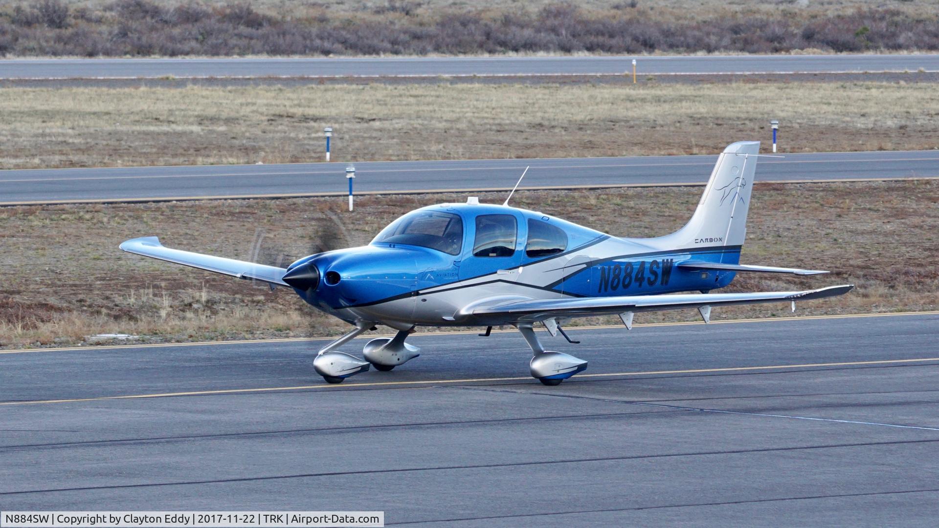 N884SW, 2017 Cirrus SR22T C/N 1562, Truckee Airport 2017.