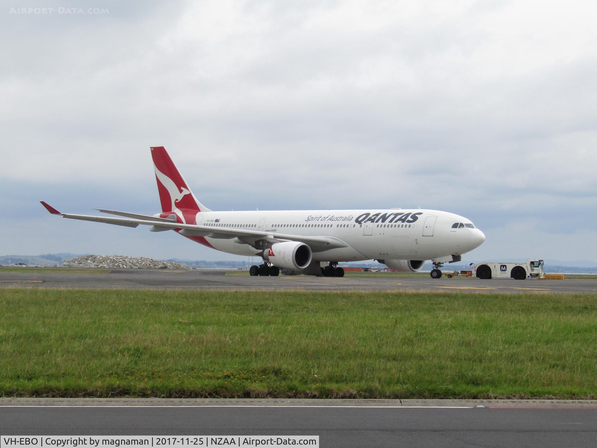 VH-EBO, 2010 Airbus A330-202 C/N 1169, towed off to stand after hydraulic issues
