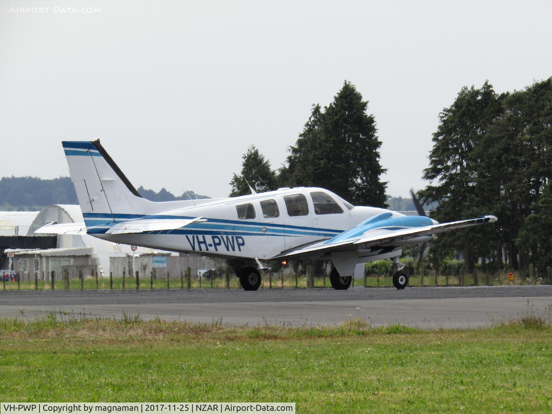 VH-PWP, 1979 Cessna 172N C/N 17272283, see you later