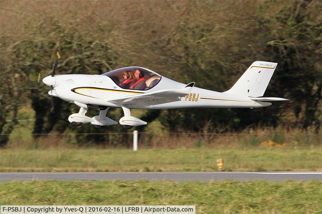 F-PSBJ, 2009 Pennec Serge Gaz'aile 2 C/N 07, Gaz'aile 2, On final rwy 25L, Brest-Bretagne airport (LFRB-BES)