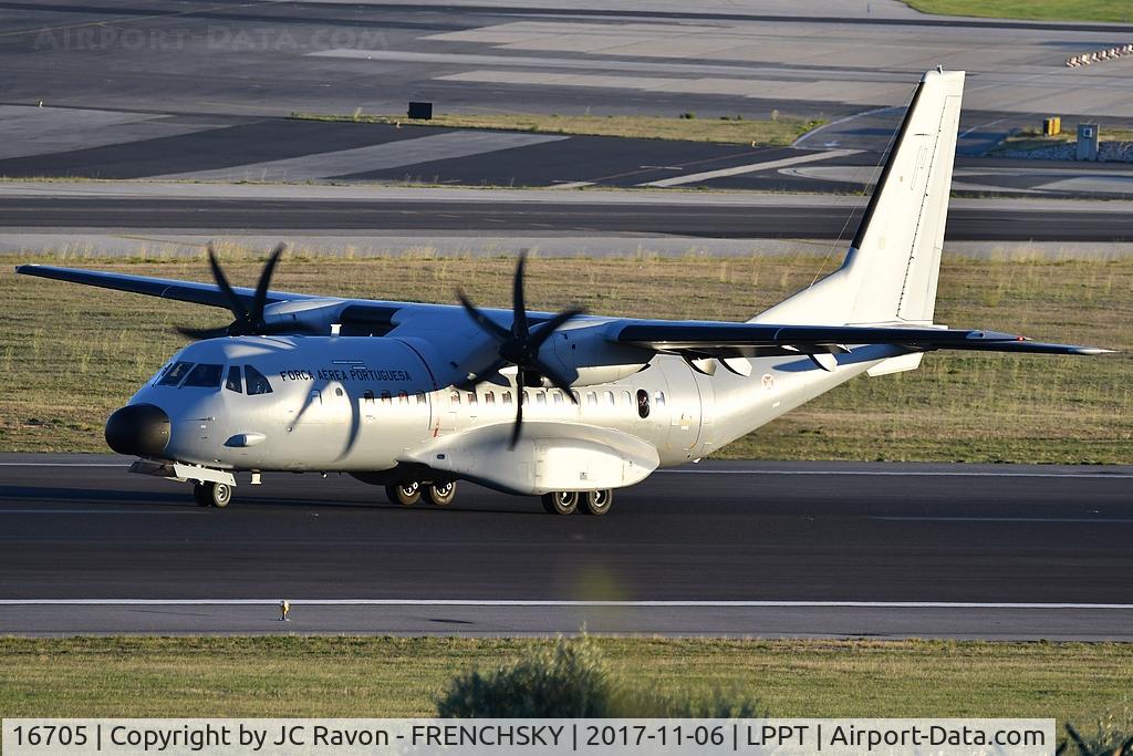 16705, 2009 CASA C-295M C/N S-057, FAP Força Aérea Portuguesa