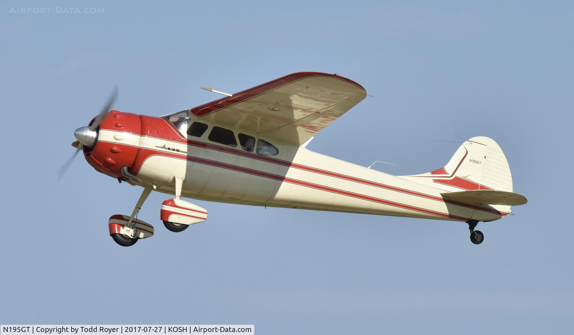 N195GT, 1953 Cessna 195B Businessliner C/N 16055, Airventure 2017