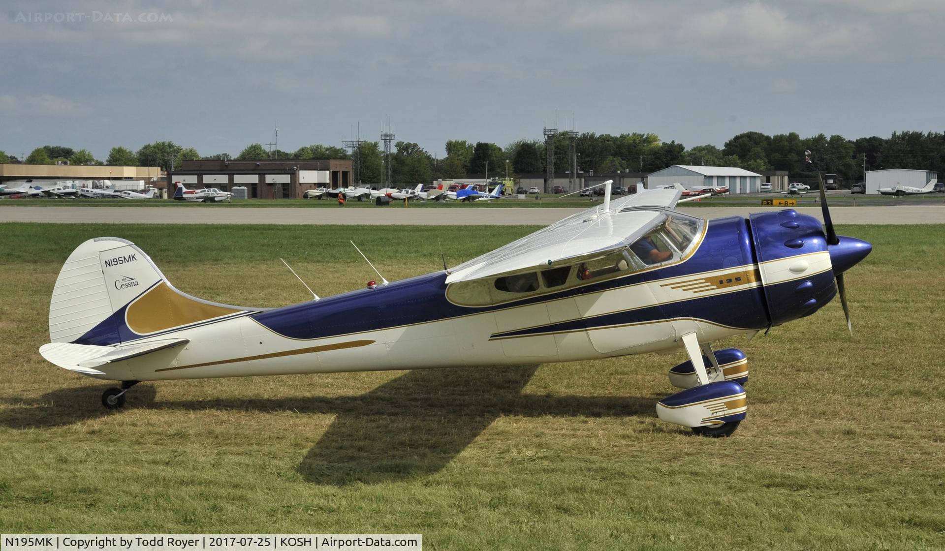N195MK, 1952 Cessna 195B Businessliner C/N 7907, Airventure 2017