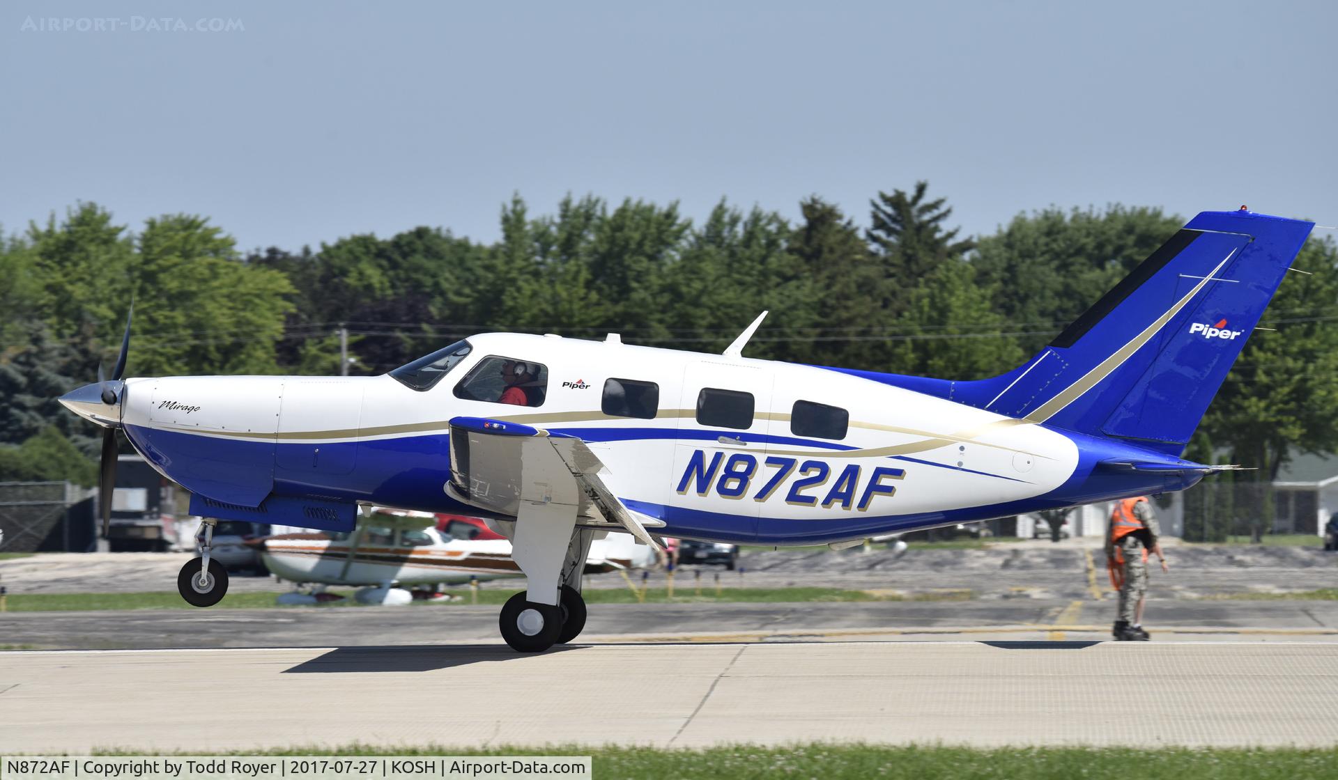 N872AF, 2013 Piper PA-46-350P Malibu Mirage C/N 4636598, Airventure 2017