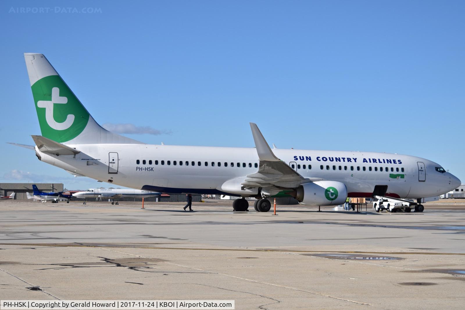 PH-HSK, 2015 Boeing 737-8K2 C/N 41330, Parked on the south GA ramp picking up a charter. Used to fly for Transavia, now flying for Sun Country Airlines.