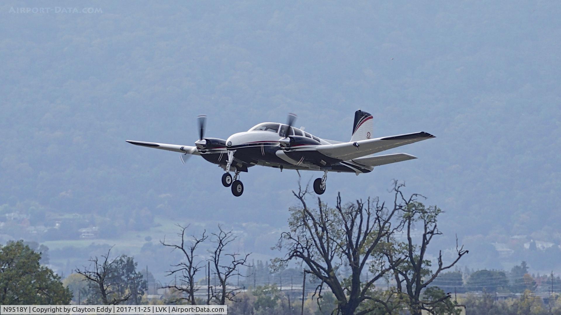 N9518Y, 1962 Beech D50E Twin Bonanza C/N DH-334, Livermore Airport California 2017.