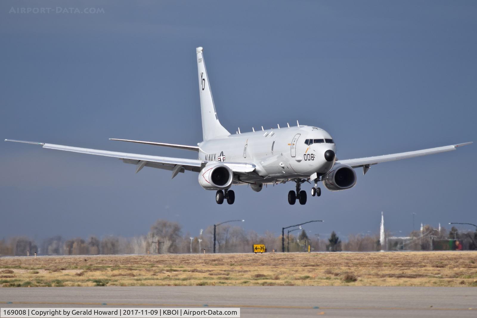 169008, 2016 Boeing P-8A Poseidon C/N 44949, Landing RWY 10R. VP-4 “Skinny Dragons”, NAS Whidbey Island, WA.
