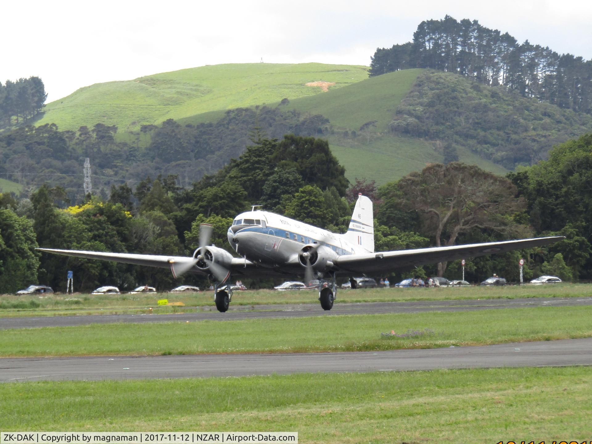 ZK-DAK, 1944 Douglas DC3C-S1C3G (C-47B) C/N 15035, touchdown at home base