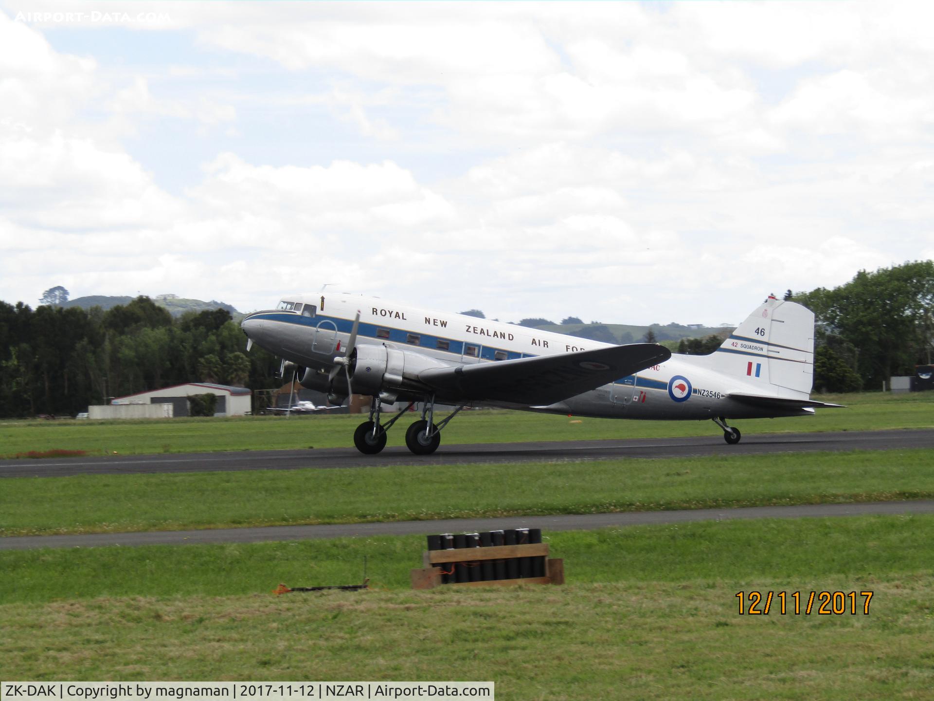 ZK-DAK, 1944 Douglas DC3C-S1C3G (C-47B) C/N 15035, rolling in at ardmore