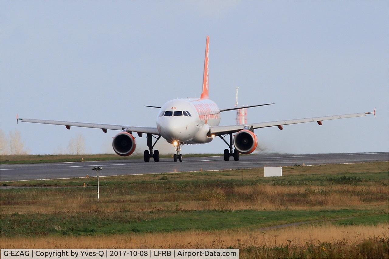 G-EZAG, 2006 Airbus A319-111 C/N 2727, Airbus A319-111, Take off rwy 25L, Brest-Bretagne airport (LFRB-BES)