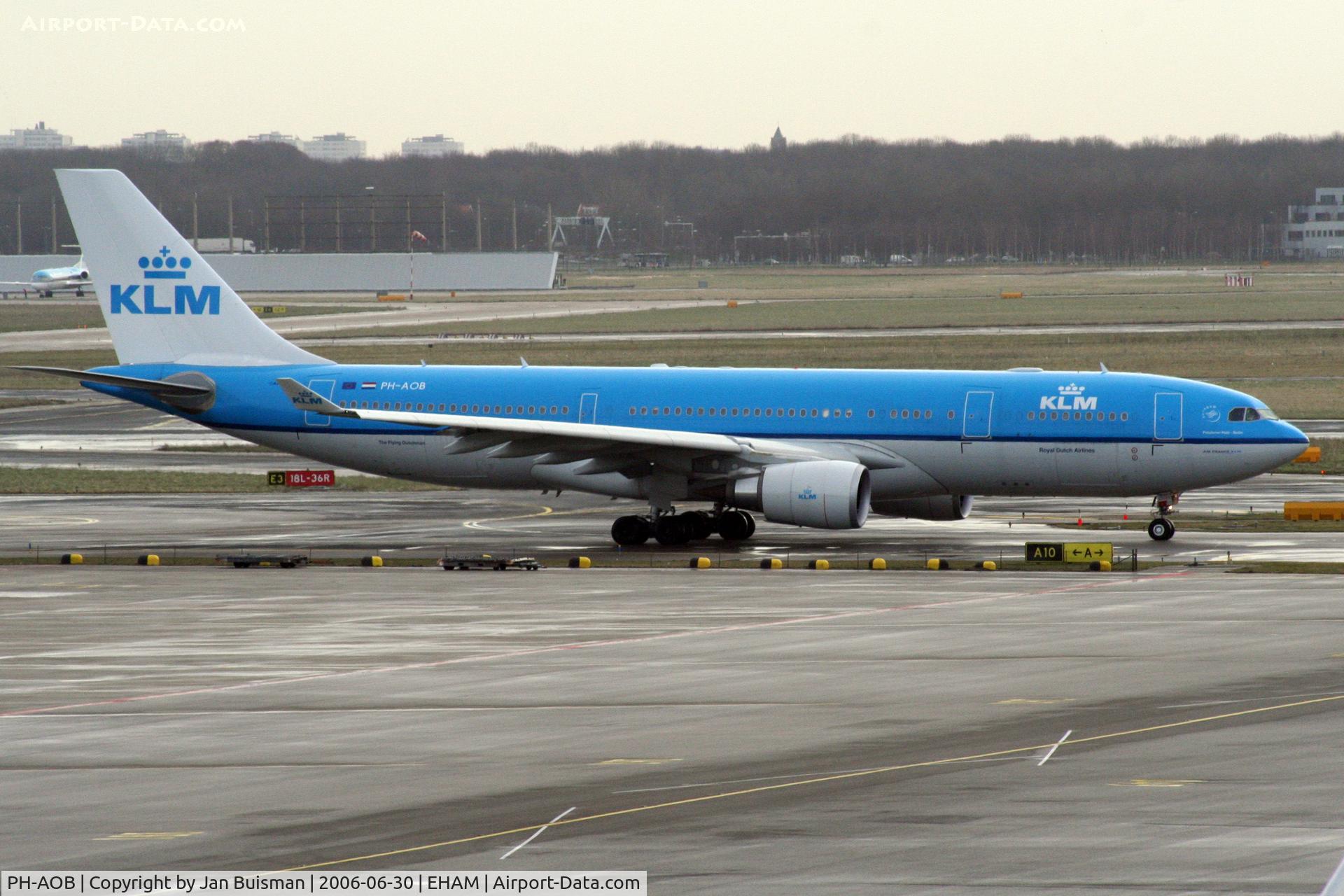 PH-AOB, 2005 Airbus A330-203 C/N 686, KLM