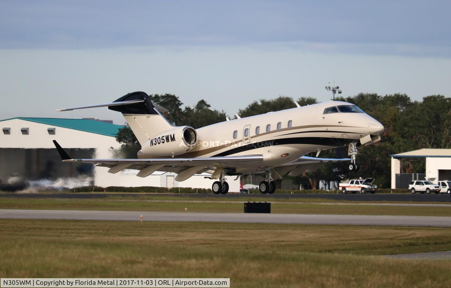N305WM, 2012 Bombardier Challenger 300 (BD-100-1A10) C/N 20379, Challenger 300