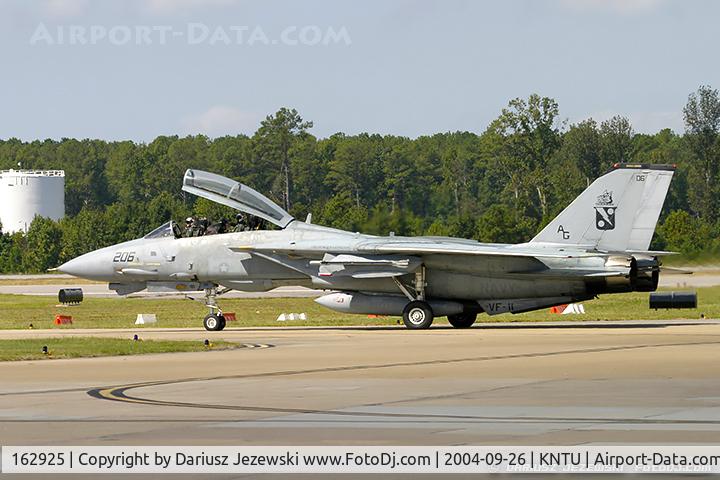 162925, Grumman F-14B Tomcat C/N 573, F-14B Tomcat 162925 AG-206 from VFA-11 