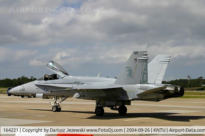 164221, 1991 McDonnell Douglas F/A-18C Hornet C/N 0984, F/A-18C Hornet 164221 AD-312 from VFA-106 