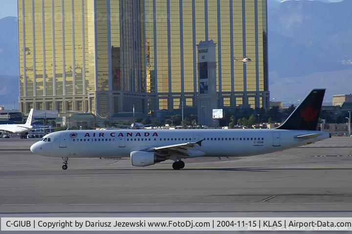 C-GIUB, 2001 Airbus A321-211 C/N 1623, Airbus A321-211 - Air Canada  C/N 1623, C-GIUB
