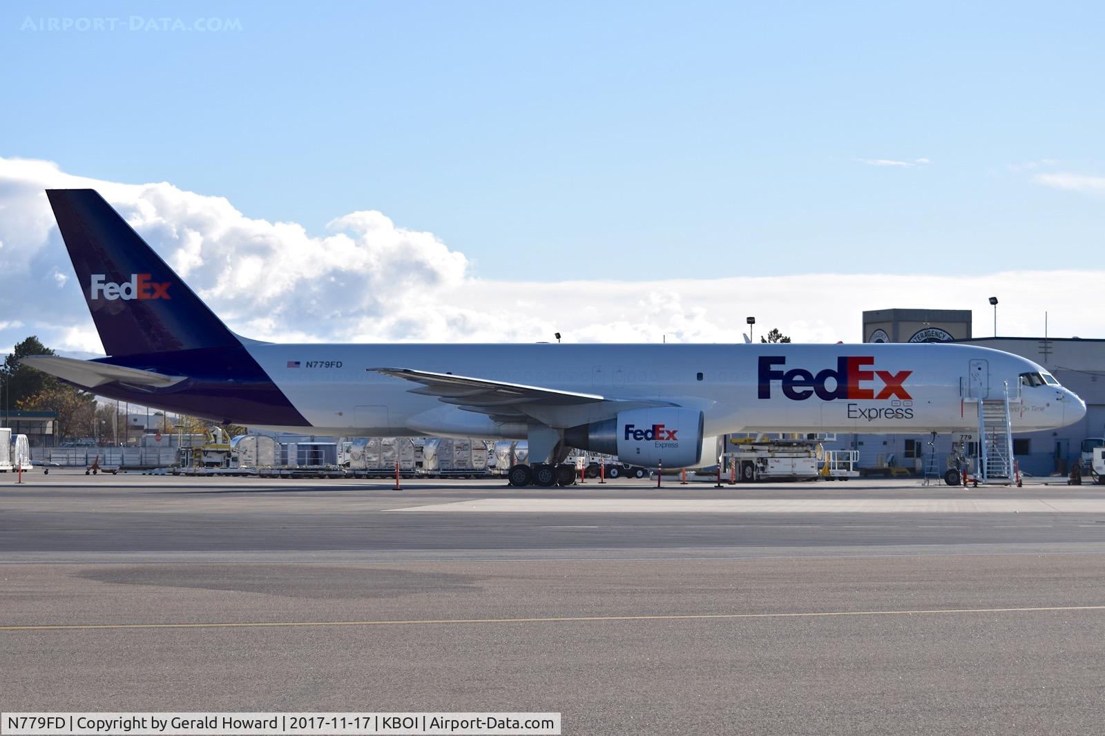 N779FD, 1991 Boeing 757-222 C/N 25252, Parked on FedEx ramp.