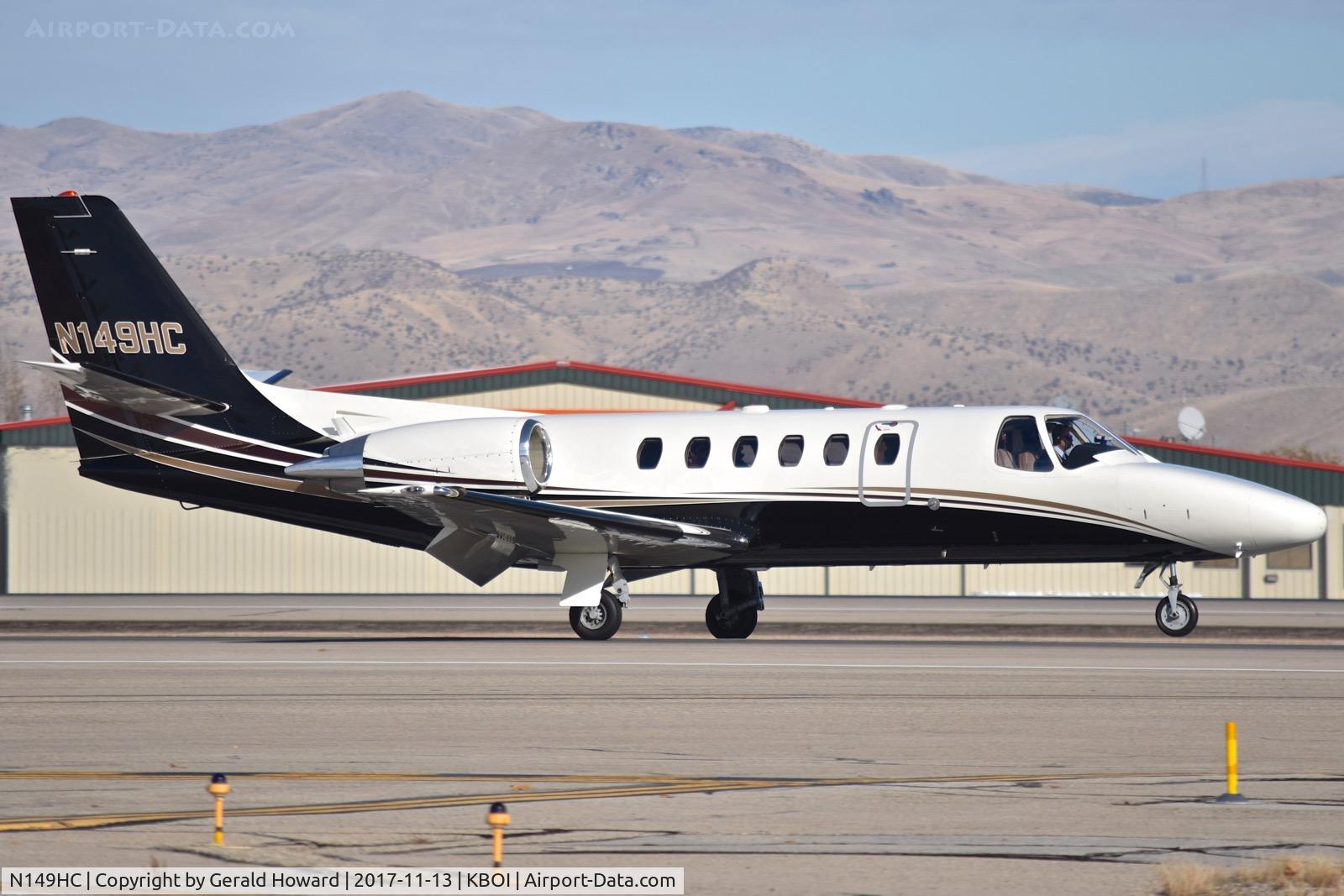 N149HC, 1999 Cessna 550 Citation C/N 550-0898, Landing roll out on RWY 10R.