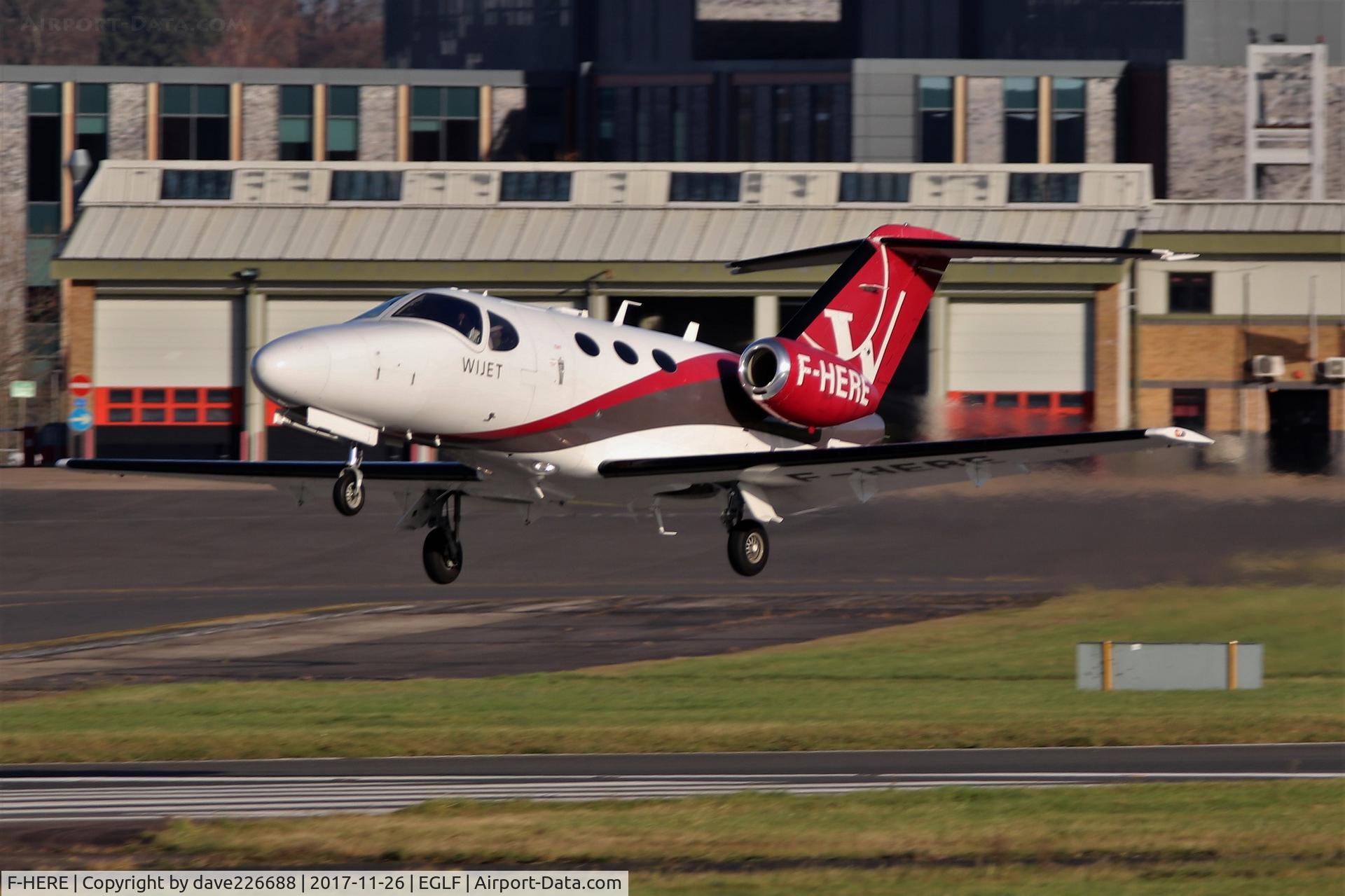 F-HERE, 2009 Cessna 510 Citation Mustang Citation Mustang C/N 510-0194, F-HERE taking off from 24