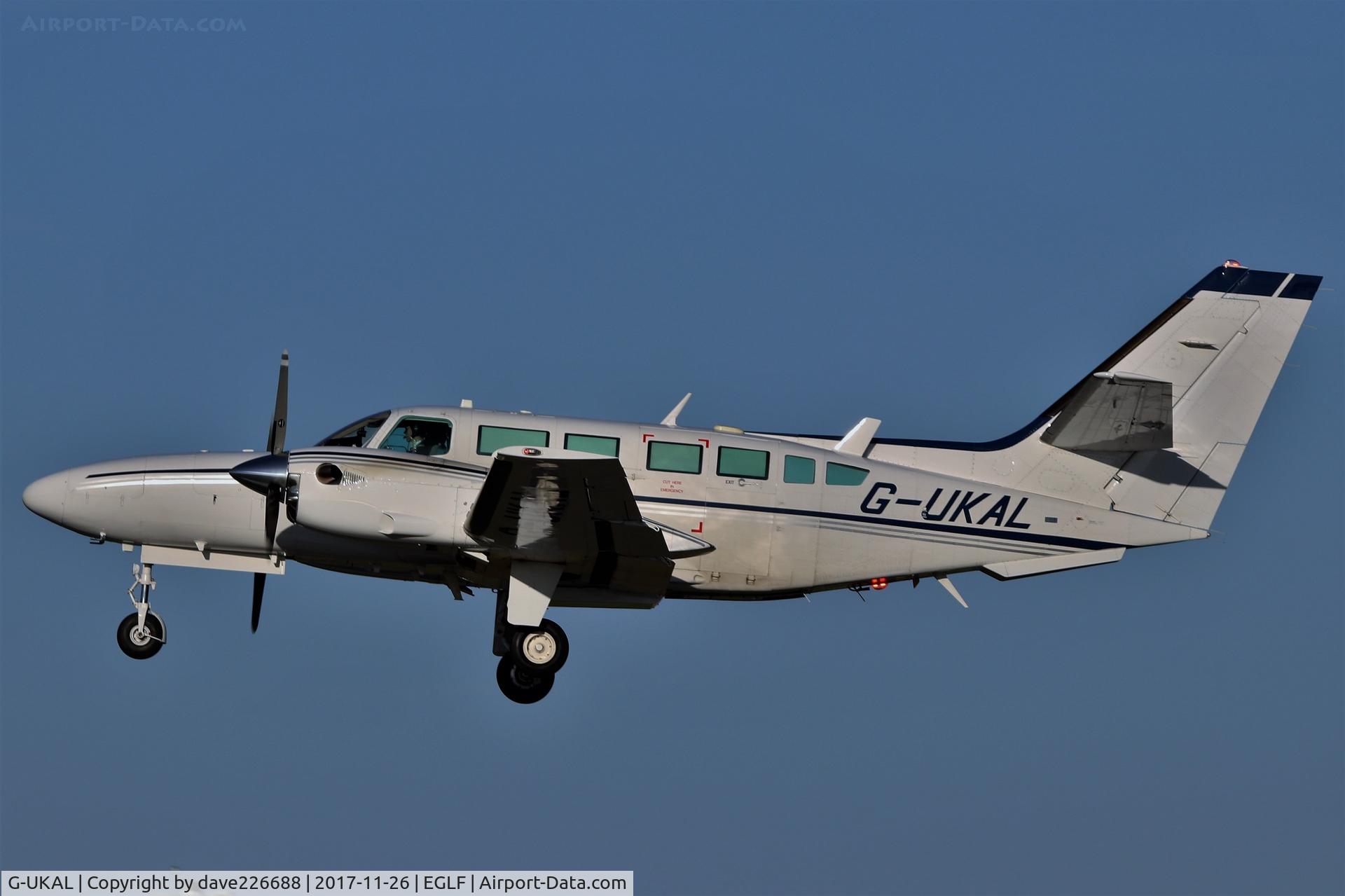 G-UKAL, 2013 Reims Cessna F406 Caravan II C/N F406-0098, G-UKAL taking off from Farnborough,