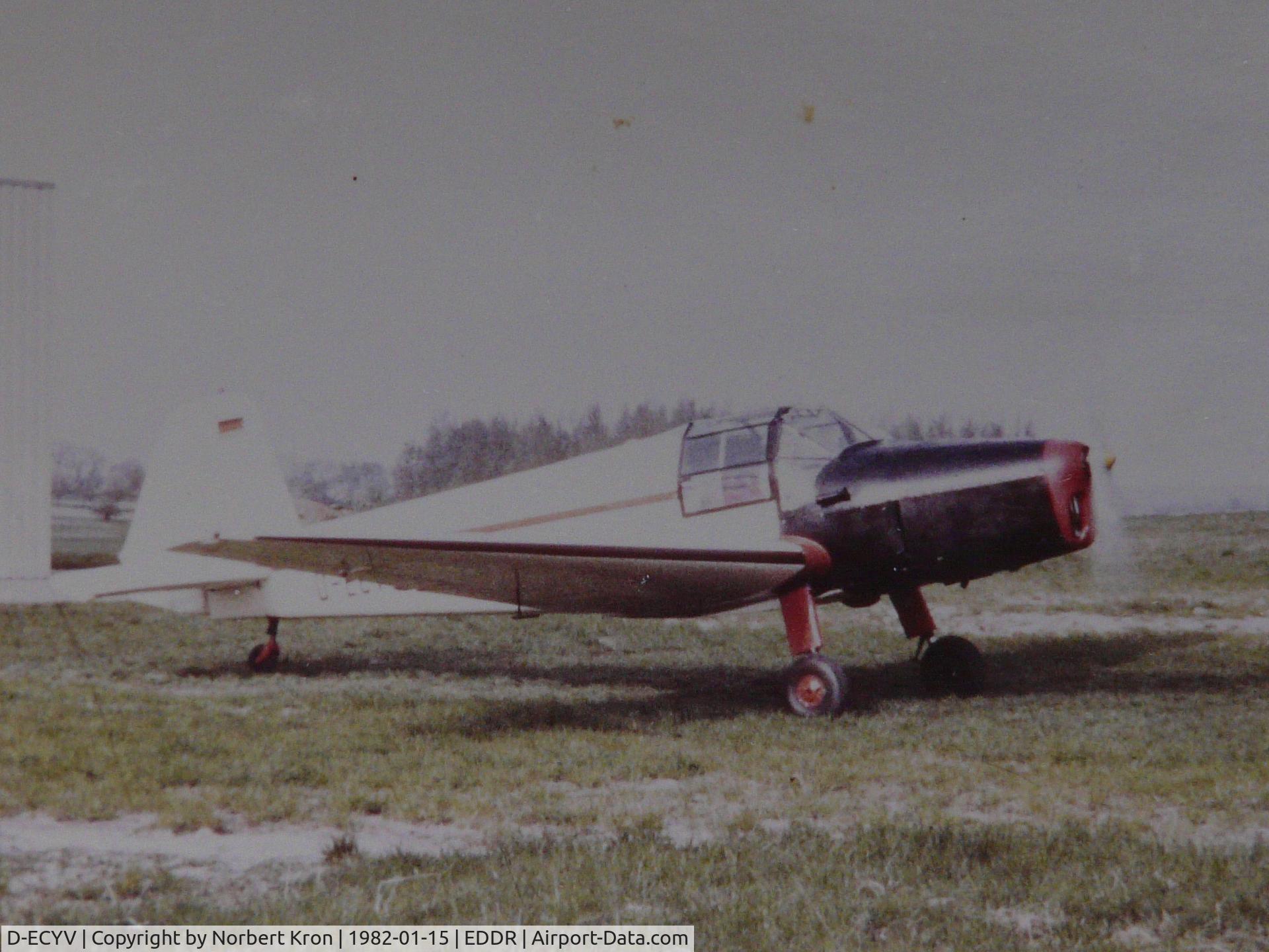 D-ECYV, 1944 Bucker Bu-181B-1 Bestmann C/N 331381, Me, Norbert Kron, I bought this airplane in 1982 and restored it.
This shows like it was.