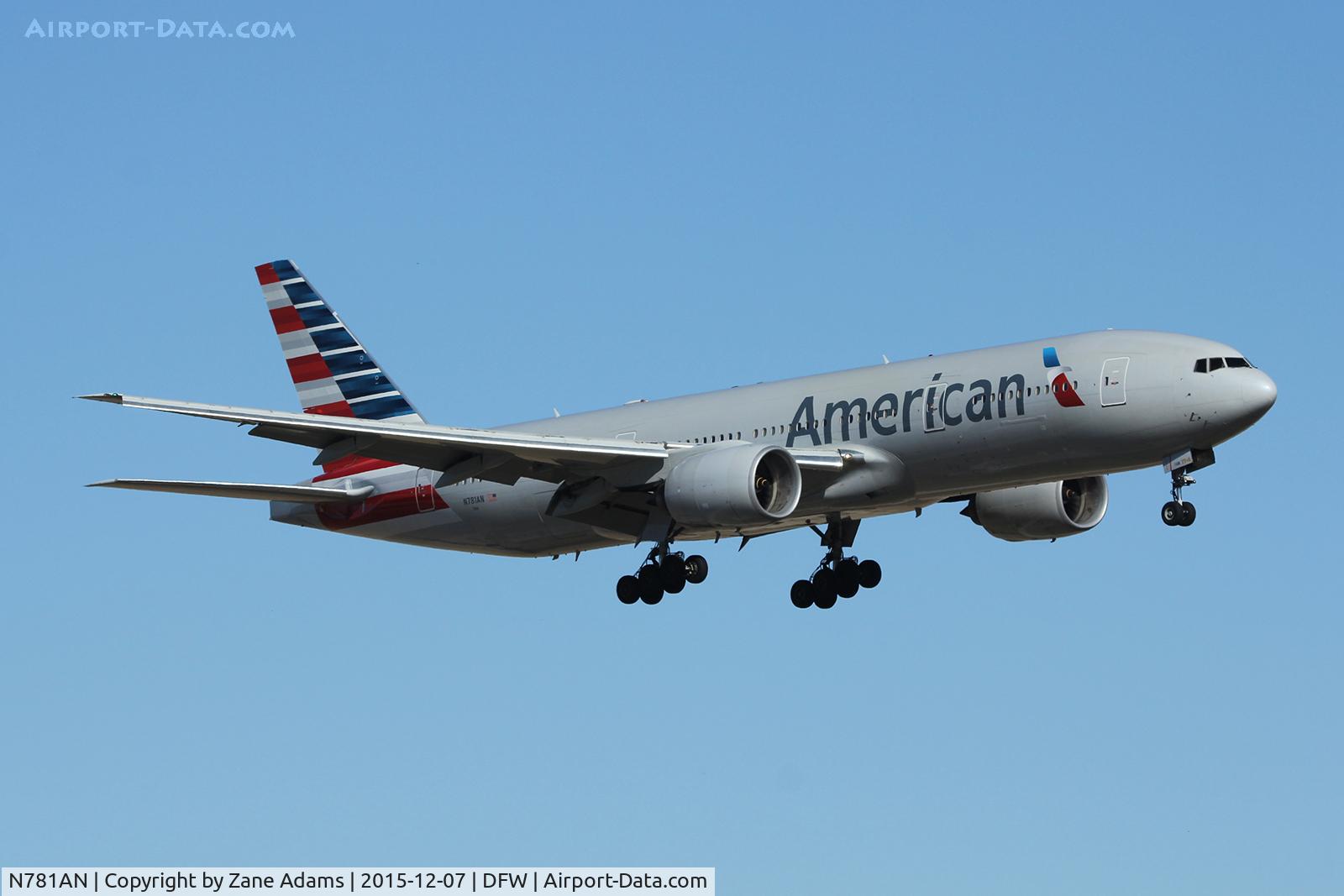 N781AN, 2000 Boeing 777-223 C/N 29586, Arriving at DFW Airport