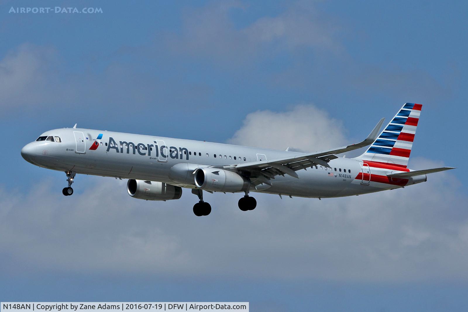 N148AN, 2015 Airbus A321-231 C/N 6790, Arriving at DFW Airport