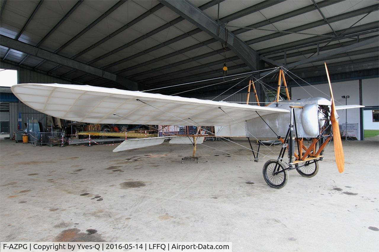 F-AZPG, Bleriot XI-2 Replica C/N SA-29, Blériot XI-2, Static display, La Ferté Alais Airfield (LFFQ) Air Show 2016