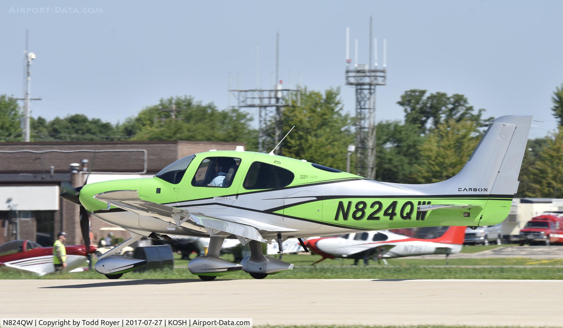 N824QW, 2017 Cirrus SR22T Carbon C/N 1517, Airventure 2017