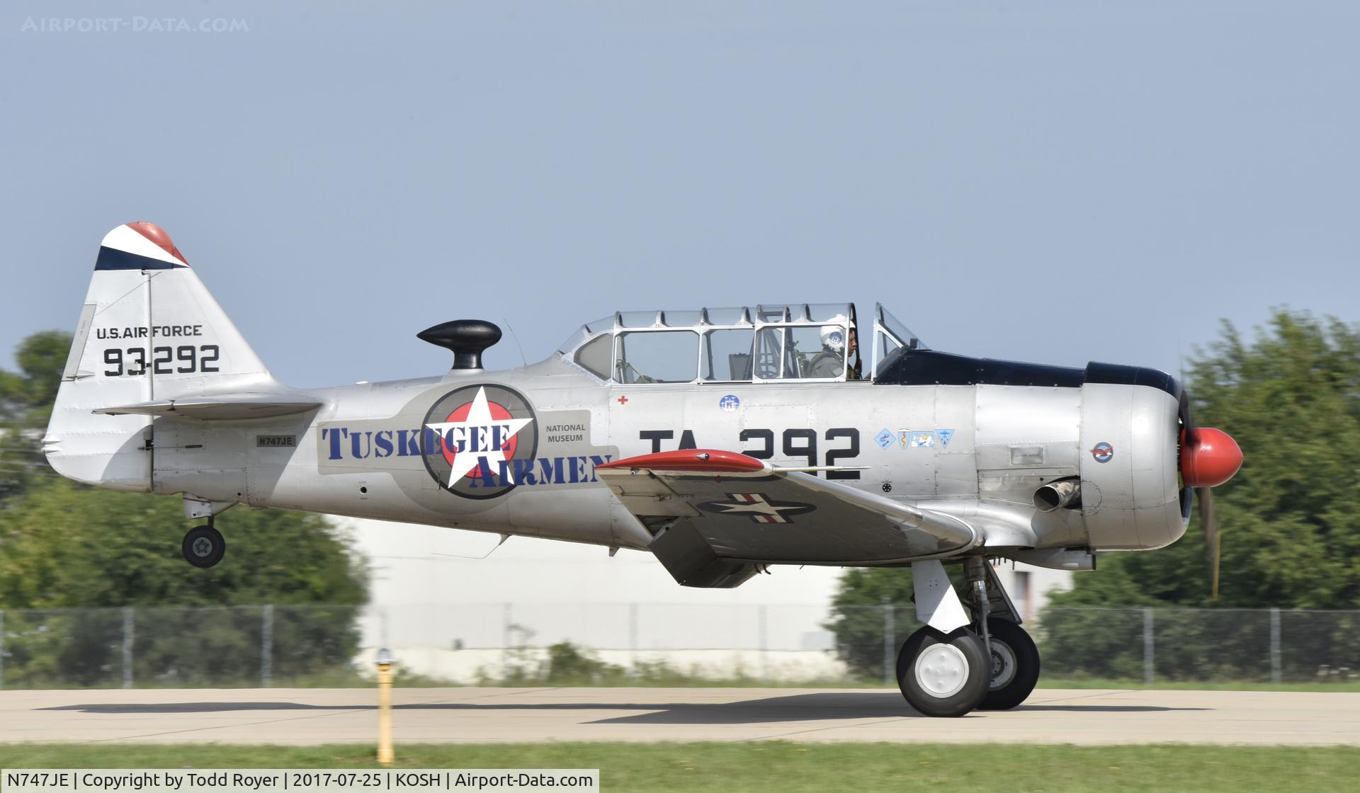 N747JE, 1958 North American AT-6G Texan C/N 168-394 (49-3292), Airventure 2017