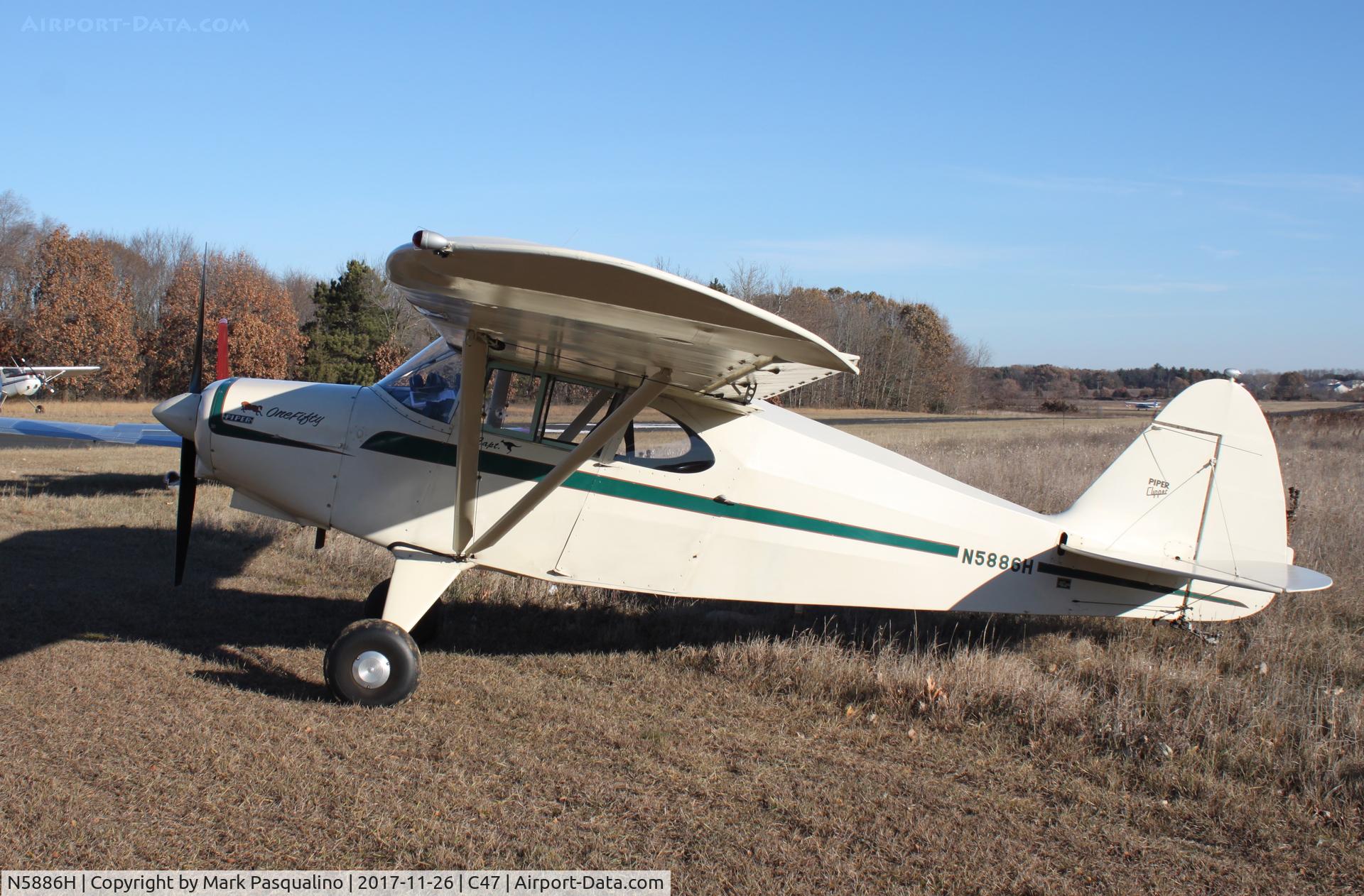 N5886H, 1949 Piper PA-16 Clipper C/N 16-503, Piper PA-16