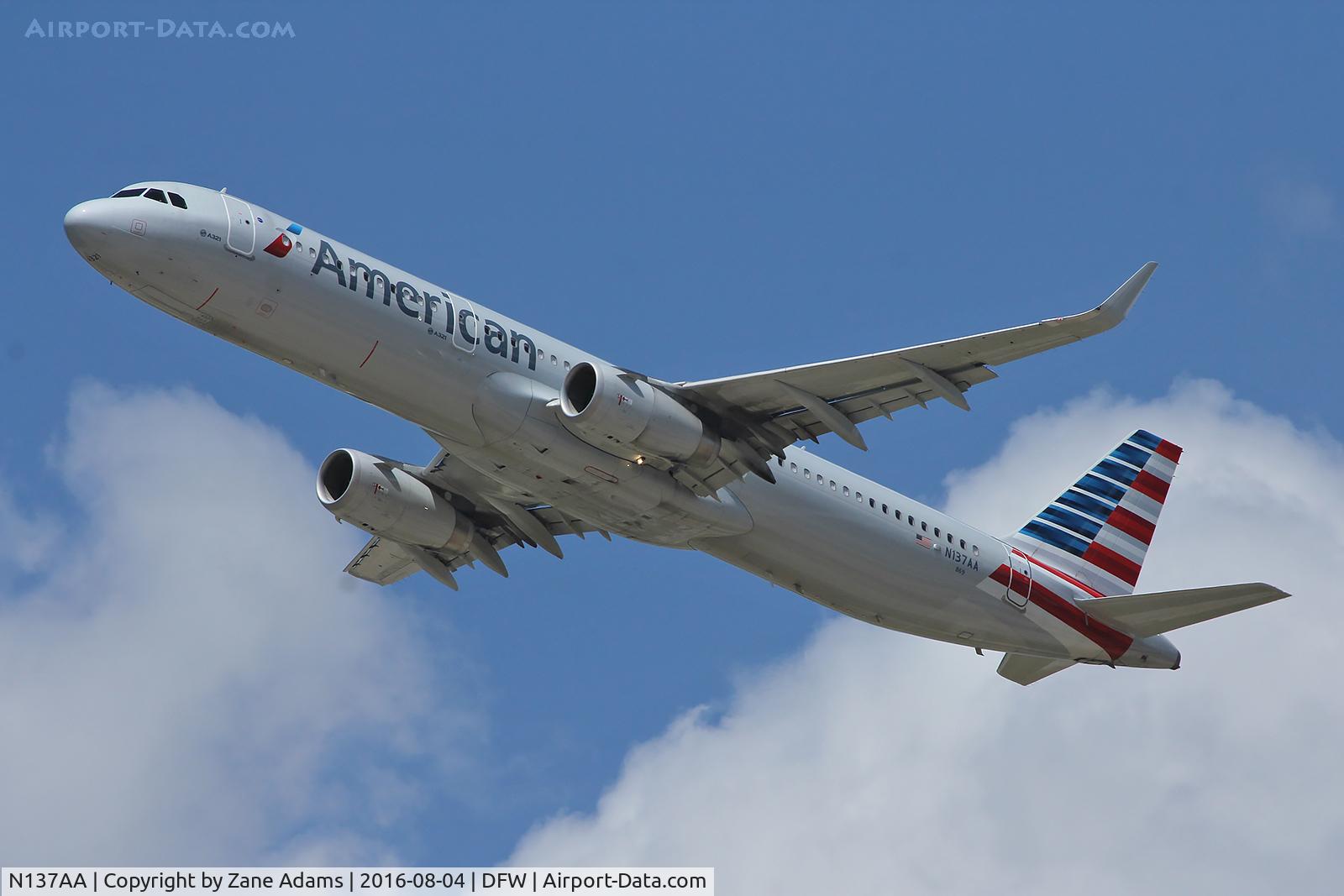 N137AA, 2015 Airbus A321-231 C/N 6647, Departing DFW Airport