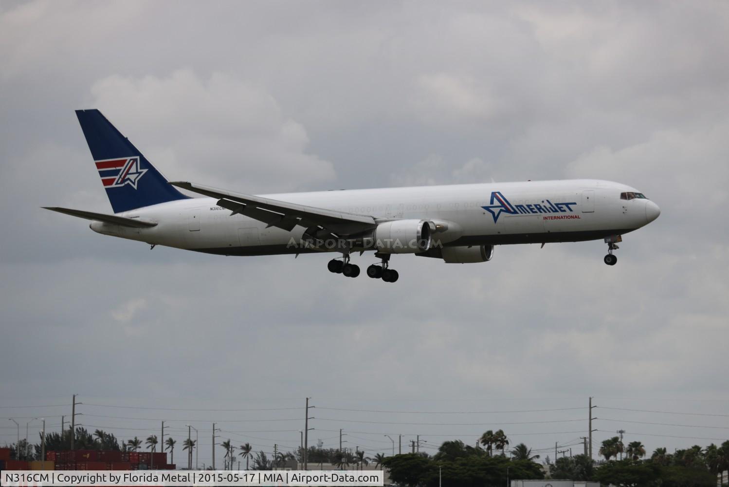 N316CM, 1988 Boeing 767-338 C/N 24146, Amerijet