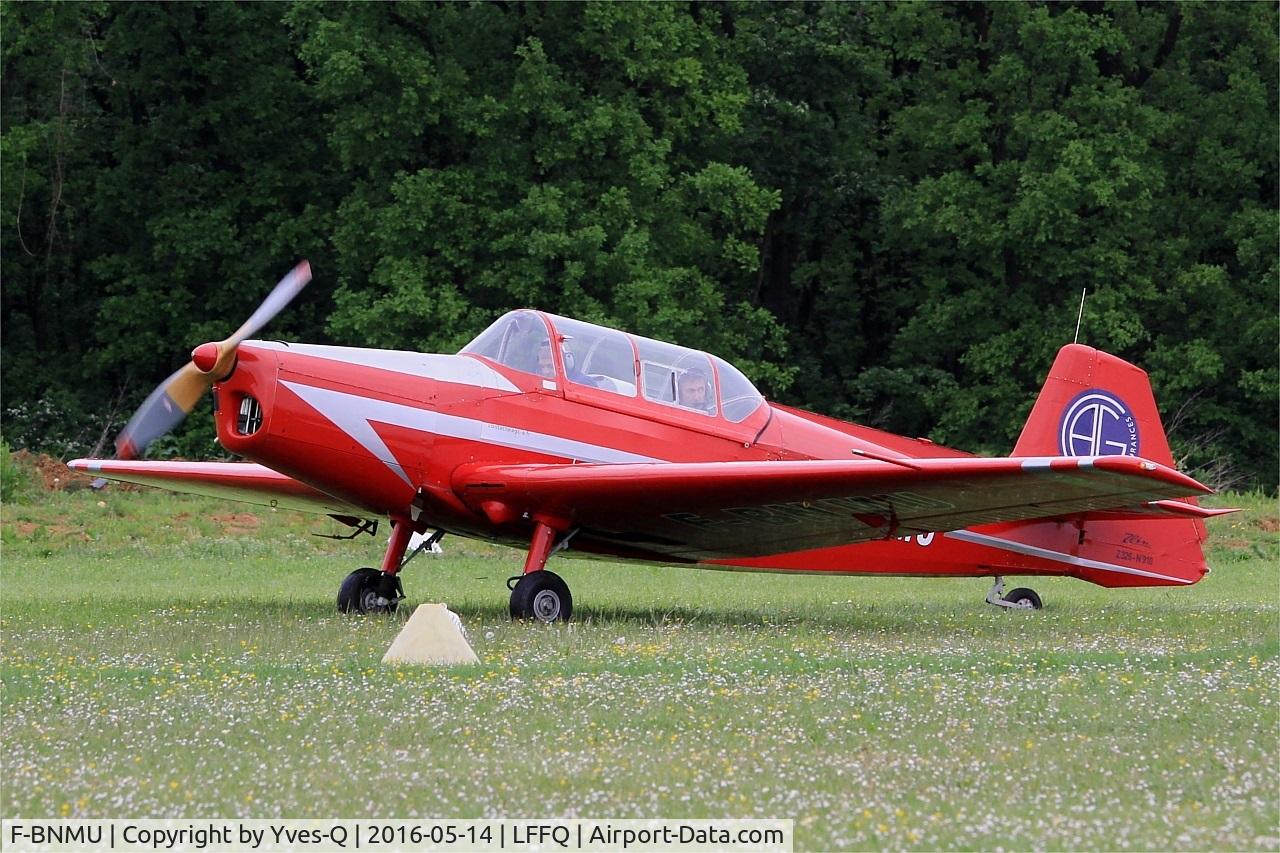 F-BNMU, Zlín Z-326 Trener Master C/N 910, Zlín Z-326 Trener Master, Taxiing to static park, La Ferté-Alais (LFFQ) air show 2016