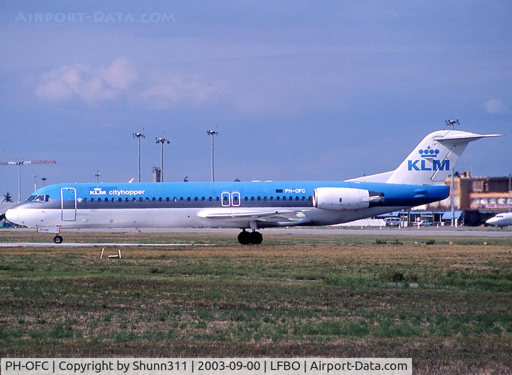 PH-OFC, 1989 Fokker 100 (F-28-0100) C/N 11263, Lining up rwy 32R for departure...