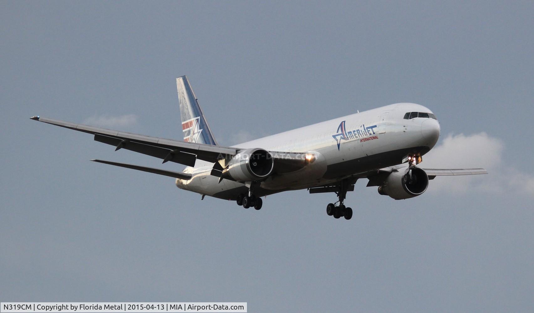 N319CM, 1988 Boeing 767-338 C/N 24407, Amerijet