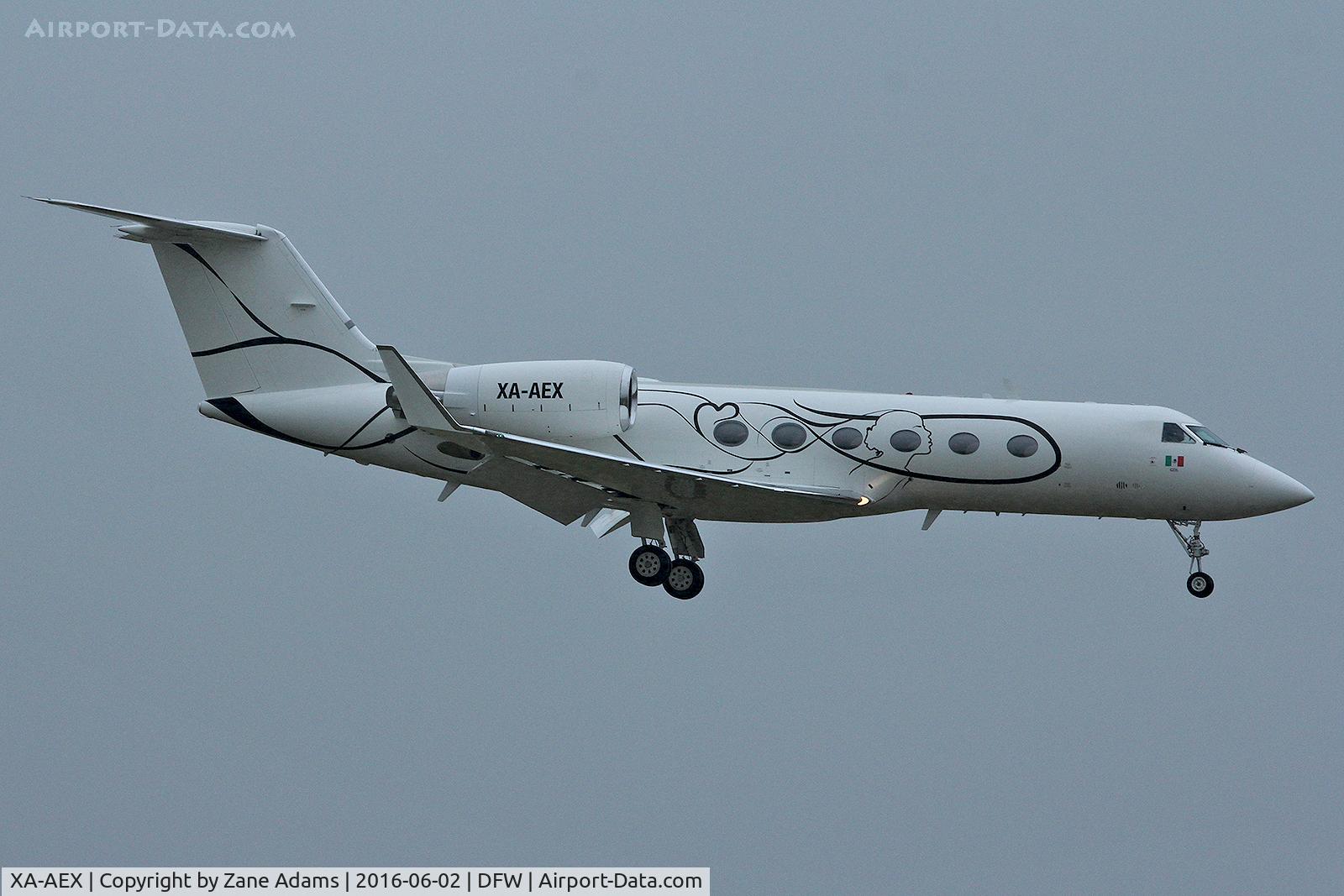 XA-AEX, 1988 Gulfstream Aerospace G-IV C/N 1064, Arriving at DFW Airport