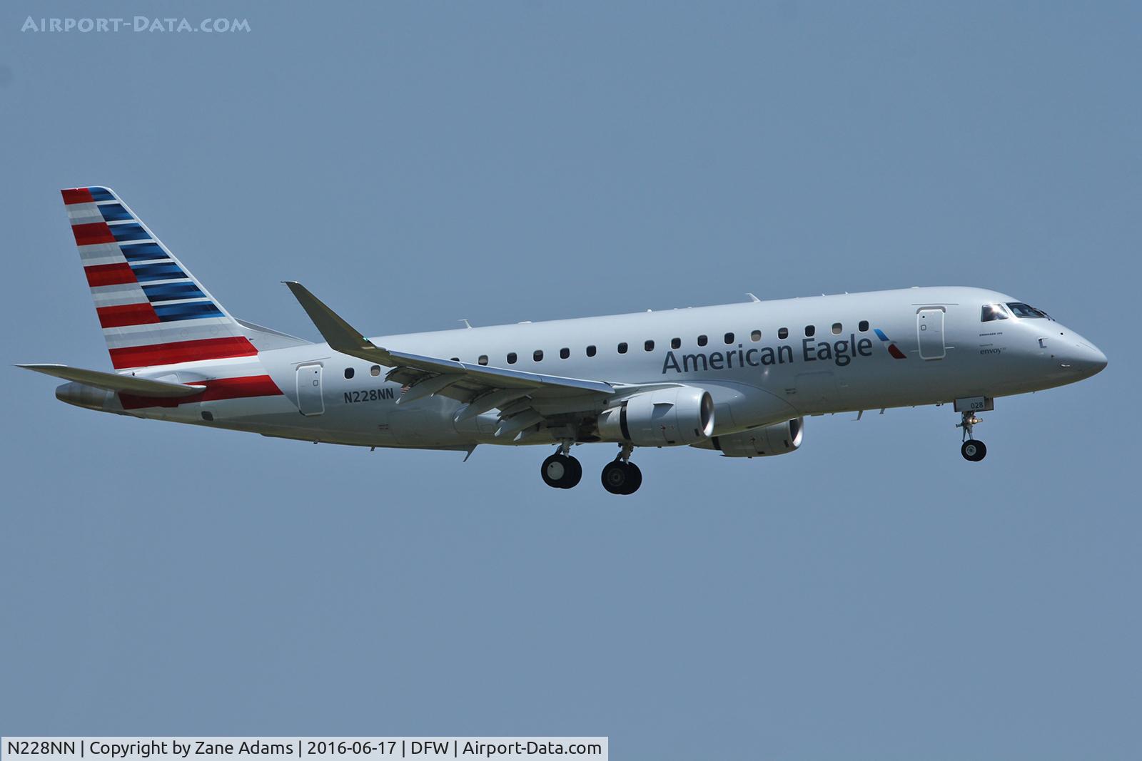 N228NN, 2016 Embraer 175LR (ERJ-170-200LR) C/N 17000545, Arriving at DFW Airport