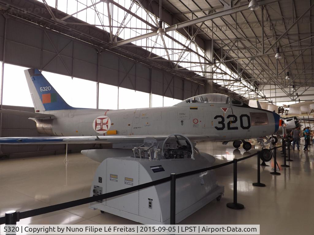 5320, 1952 North American F-86F Sabre C/N 191-964, Static dispay.