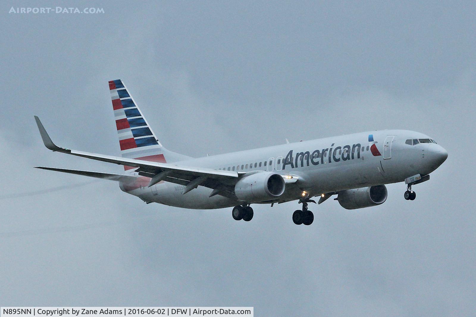N895NN, 2012 Boeing 737-823 C/N 31149, Arriving at DFW Airport