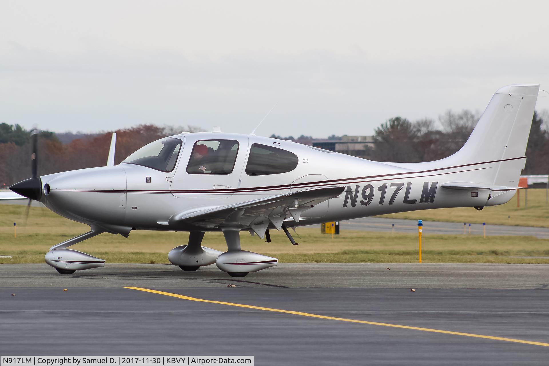 N917LM, 2017 Cirrus SR20 G6 C/N 2383, Beverly Flight Center's SR20-G6.