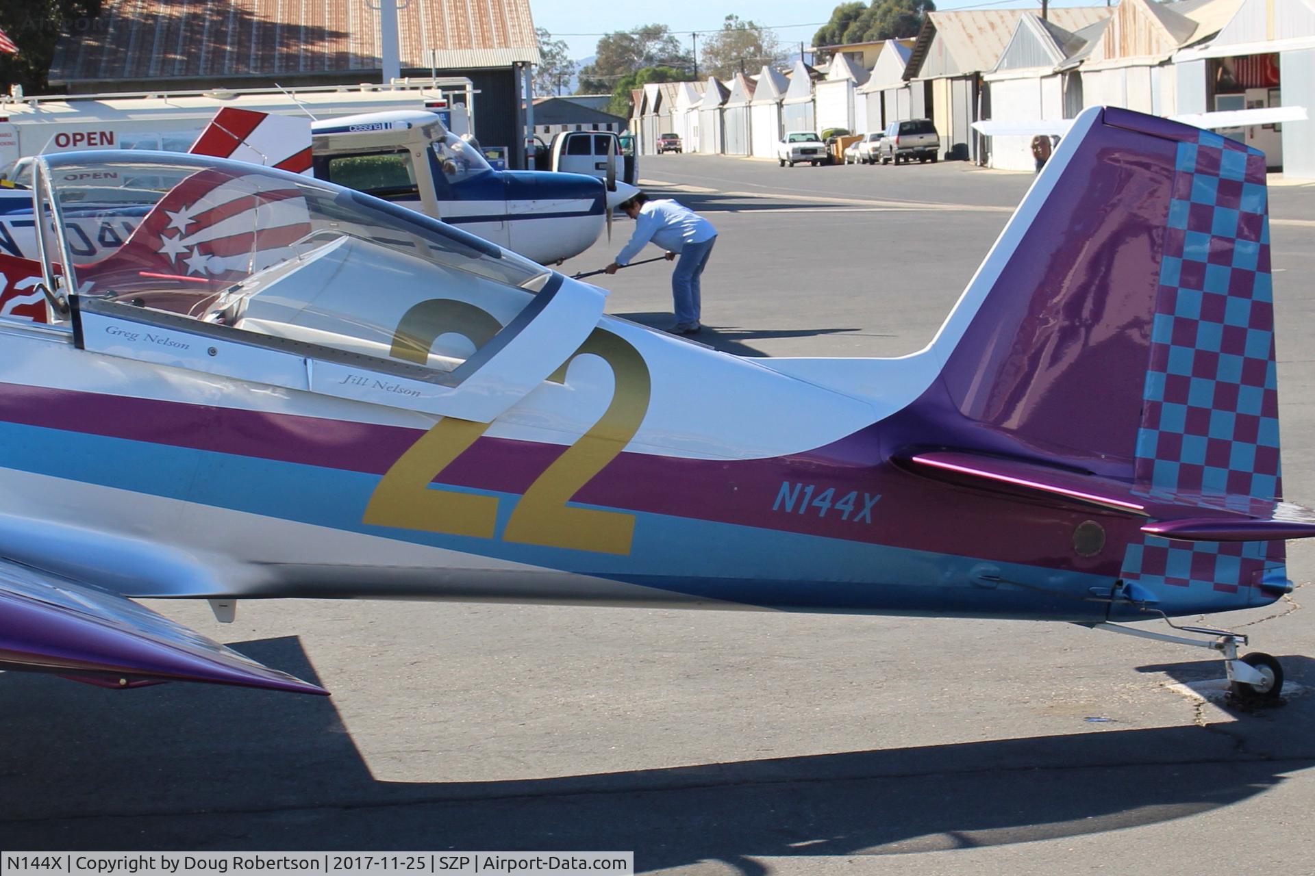 N144X, 2001 Harmon F-1 Rocket C/N JGN001, 2001 Nelson F1 ROCKET, Lycoming IO-540 260+ Hp, Race #22 closeup