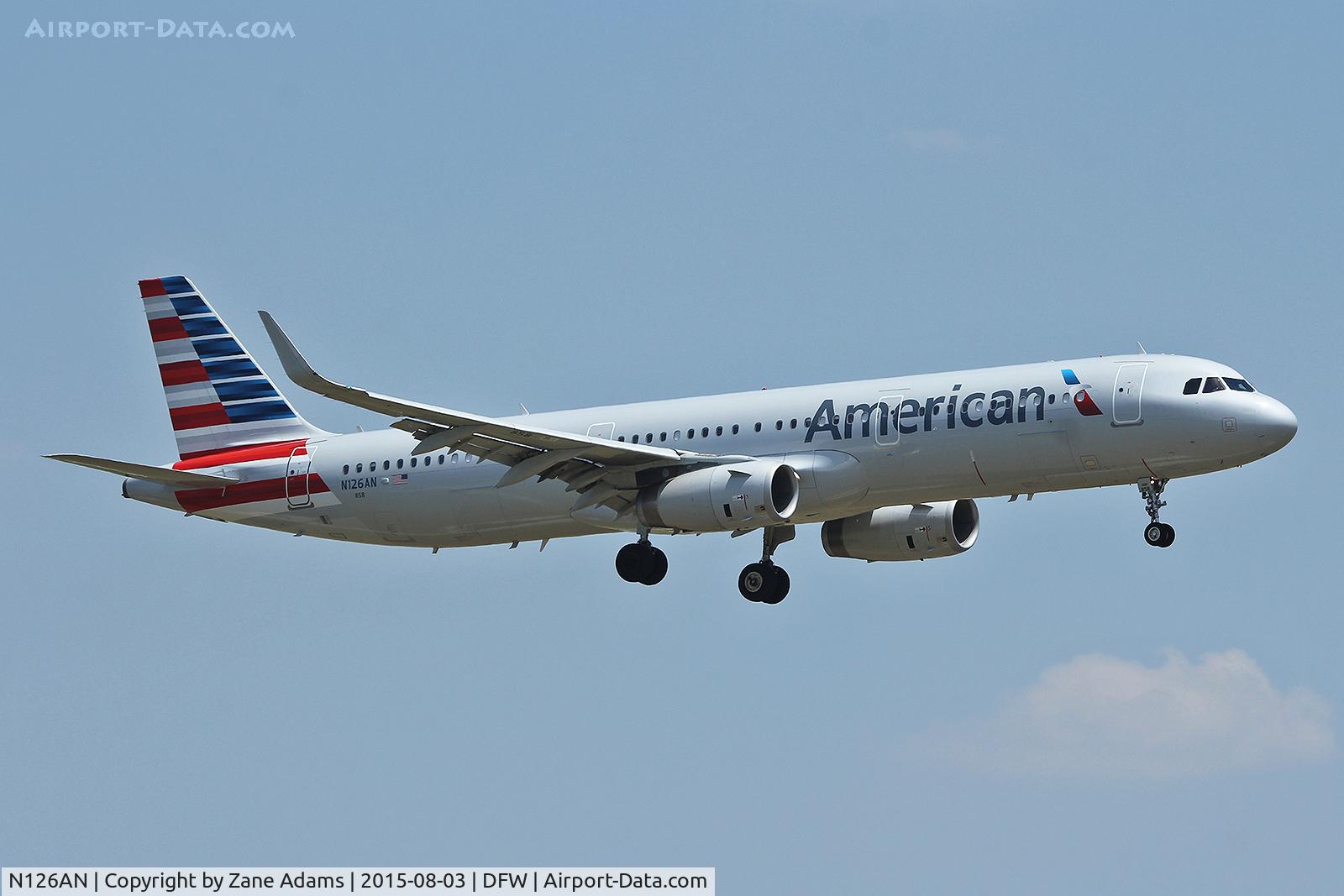 N126AN, 2014 Airbus A321-231 C/N 6313, Arriving at DFW Airport