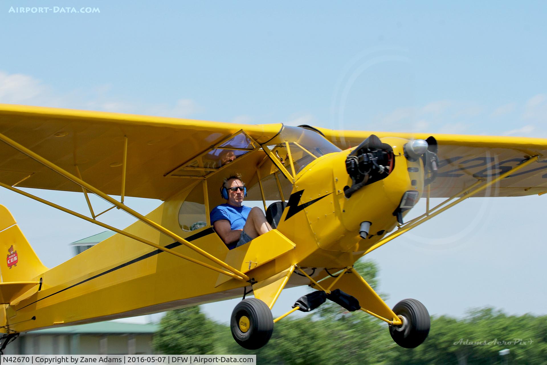 N42670, 1945 Piper J3C-65 Cub Cub C/N 14964, Arriving at DFW Airport